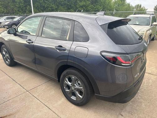 Modern Steel Metallic 2027 Honda HR-V LX