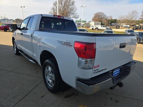2011 Toyota Tundra Grade
