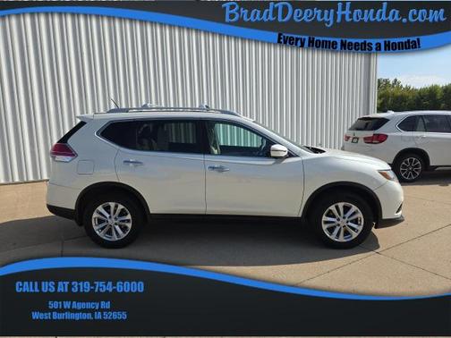 2016 Nissan Rogue SV