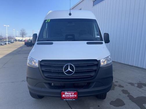 2025 Mercedes-Benz Sprinter 2500 High Roof