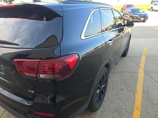 2020 Kia Sorento S