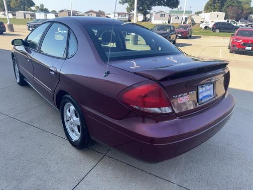 2004 Ford Taurus SES