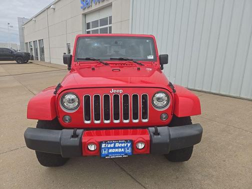 Firecracker Red Clearcoat 2017 Jeep Wrangler Unlimited Sahara