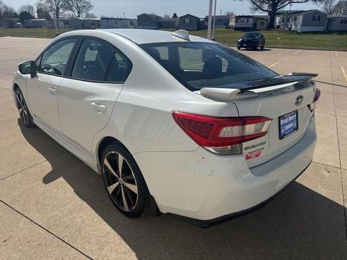 2018 Subaru Impreza 2.0i Sport