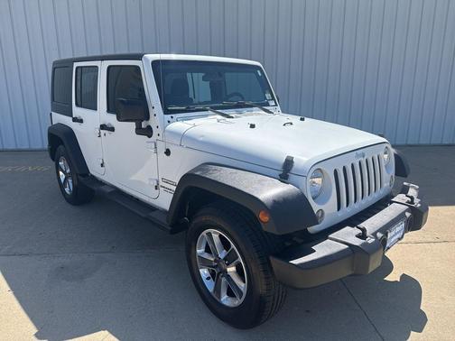 Bright White Clearcoat 2017 Jeep Wrangler Unlimited Sport