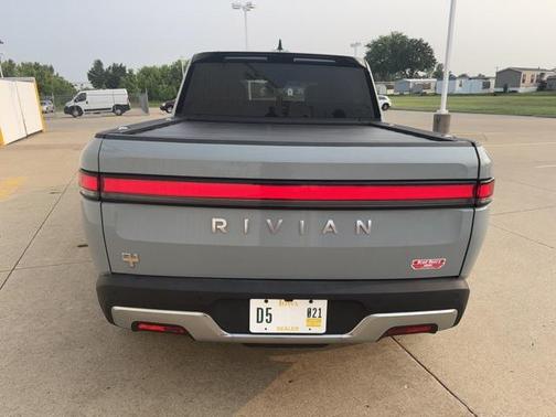 2022 Rivian R1T Adventure