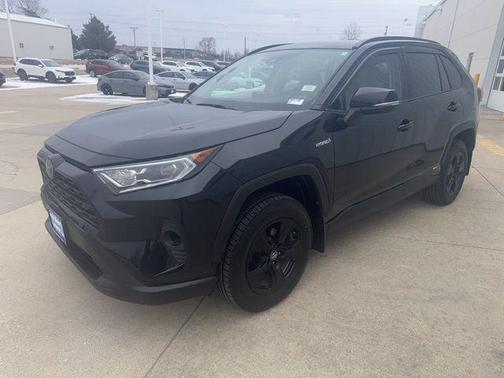 2019 Toyota RAV4 Hybrid XLE