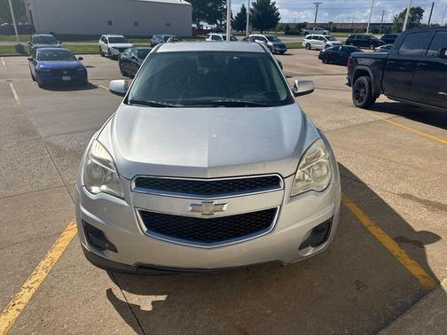 Silver Ice Metallic 2011 Chevrolet Equinox LT