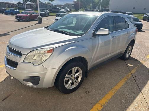 Silver Ice Metallic 2011 Chevrolet Equinox LT