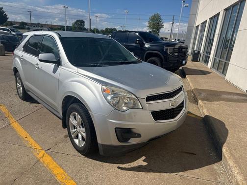 Silver Ice Metallic 2011 Chevrolet Equinox LT