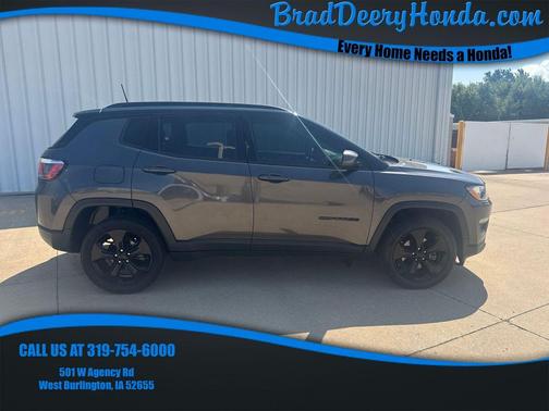 Granite Crystal Metallic Clearcoat 2019 Jeep Compass Latitude
