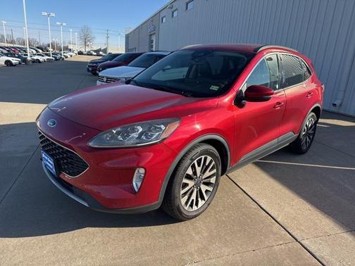 2020 Ford Escape Titanium