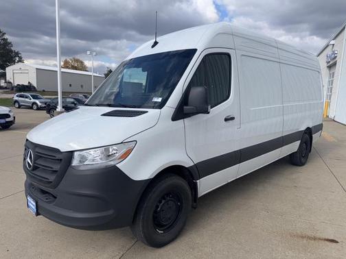 2025 Mercedes-Benz Sprinter 2500 High Roof