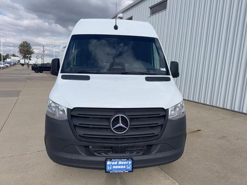2025 Mercedes-Benz Sprinter 2500 High Roof