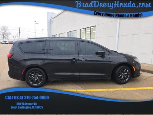 2019 Chrysler Pacifica Touring-L Plus