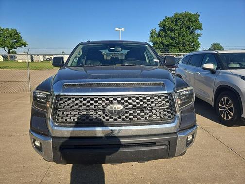Magnetic Gray Metallic 2019 Toyota Tundra SR5