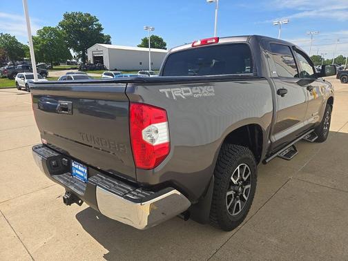 Magnetic Gray Metallic 2019 Toyota Tundra SR5