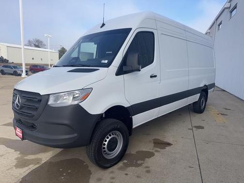 2025 Mercedes-Benz Sprinter 2500 High Roof