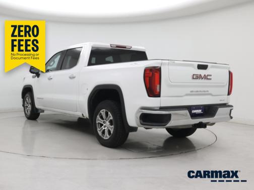 White 2024 GMC Sierra 1500 SLT
