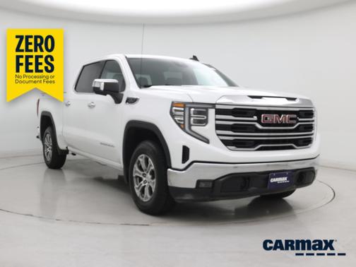 White 2024 GMC Sierra 1500 SLT