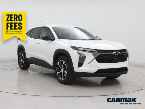 White 2025 Chevrolet Trax 1RS