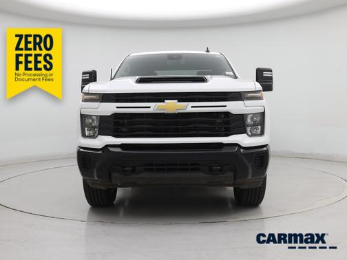 White 2024 Chevrolet Silverado 2500 Custom