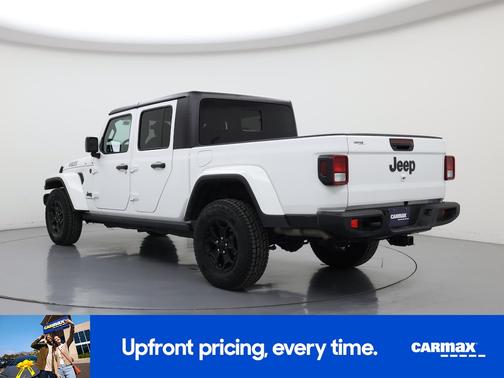 White 2022 Jeep Gladiator Willy's