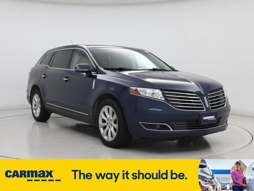 2017 Lincoln MKT