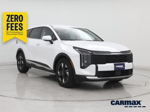 White 2026 Kia Sportage LX