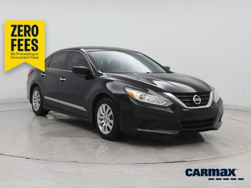 Black 2016 Nissan Altima S