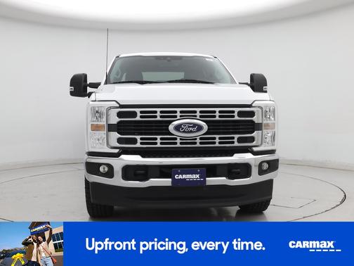White 2024 Ford F-250 XLT