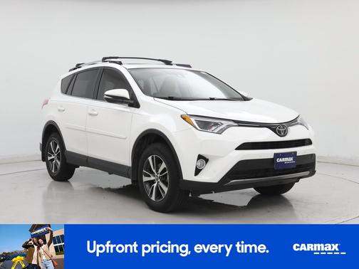 White 2018 Toyota RAV4 XLE