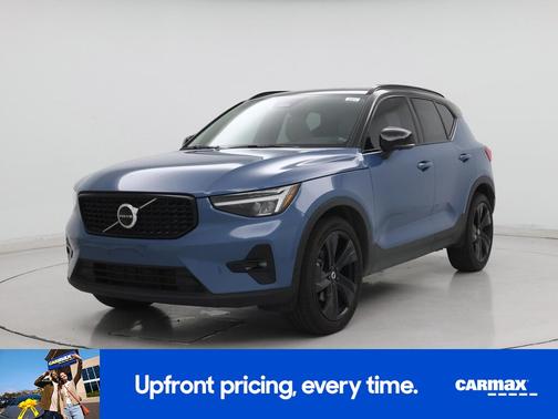 Blue 2023 Volvo XC40 B5 Plus Dark Theme