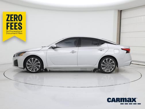 Silver 2023 Nissan Altima SL