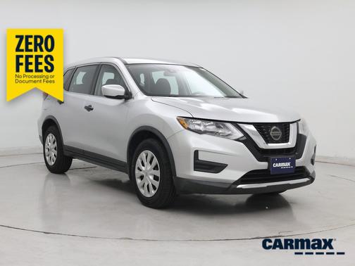 Silver 2019 Nissan Rogue SV