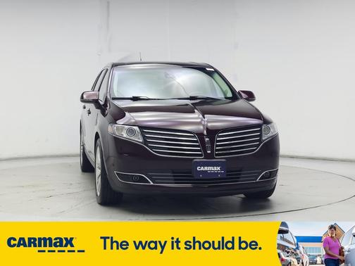 2019 Lincoln MKT Reserve