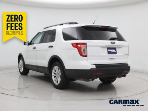 White 2015 Ford Explorer