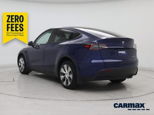 Blue 2023 Tesla Model Y Long Range