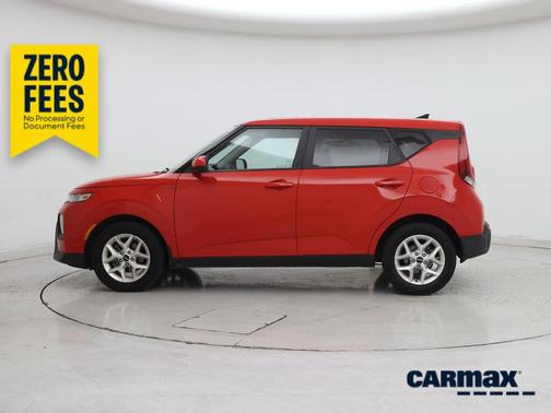Red 2022 Kia Soul LX