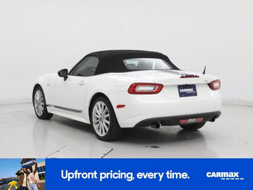 2017 FIAT 124 Spider Lusso