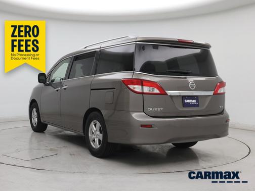 Gray 2016 Nissan Quest SV
