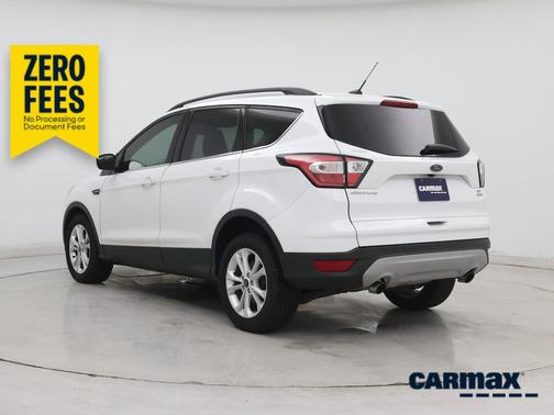 White 2018 Ford Escape SE