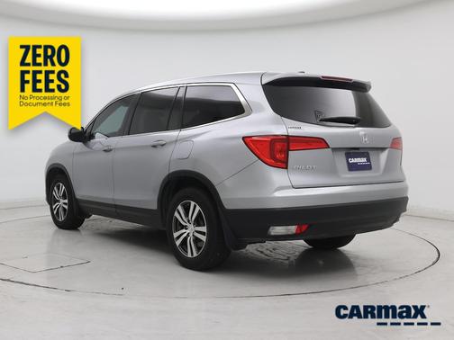 Silver 2018 Honda Pilot EX