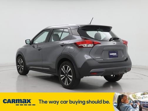 2019 Nissan Kicks SR