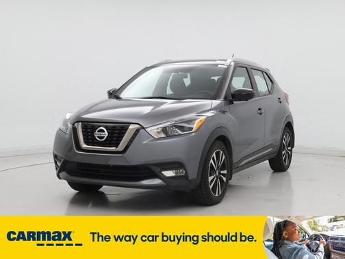 2019 Nissan Kicks SR