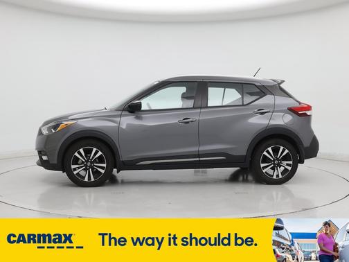 2019 Nissan Kicks SR