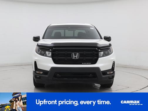 White 2024 Honda Ridgeline Black Edition
