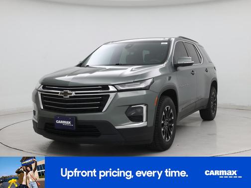 Green 2022 Chevrolet Traverse LT Cloth