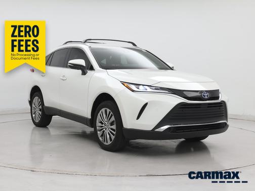 White 2022 Toyota Venza XLE