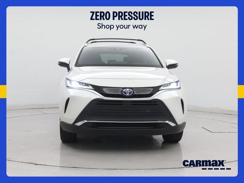 White 2022 Toyota Venza XLE